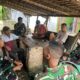 Warung Kopi Jadi Sarana Binter Satgas TMMD 128 di Desa Pasar Rawa