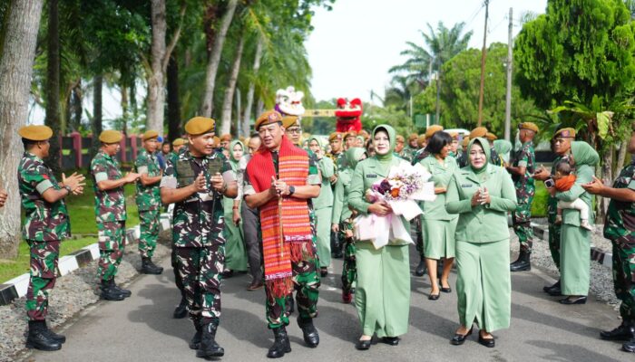 Kunjungi Yonarhanud 11/WBY, Danpussenarhanud Bernostalgia Saat Pernah Jadi Danyon