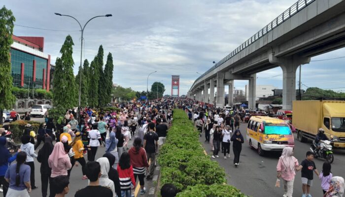 Car Free Day di Jembatan Ampera Disambut Antusias Warga