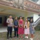 Personil Polsek Kediri Melaksanakan Pengamanan Kebaktian di Gereja Immanuel