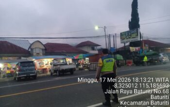 Strong Point Sore Polsek Baturiti Antisipasi Kemacetan di Simpang Pasar Baturiti