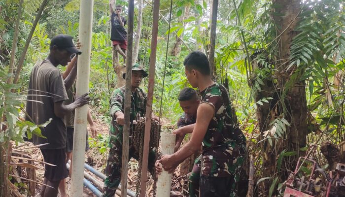 Presiden RI dan Kepala Staf Angkatan Darat Hadir untuk Rakyat, Melalui Satgas Yonif 123/Rajawali Bangun Sumur Bor di Kampung Soba