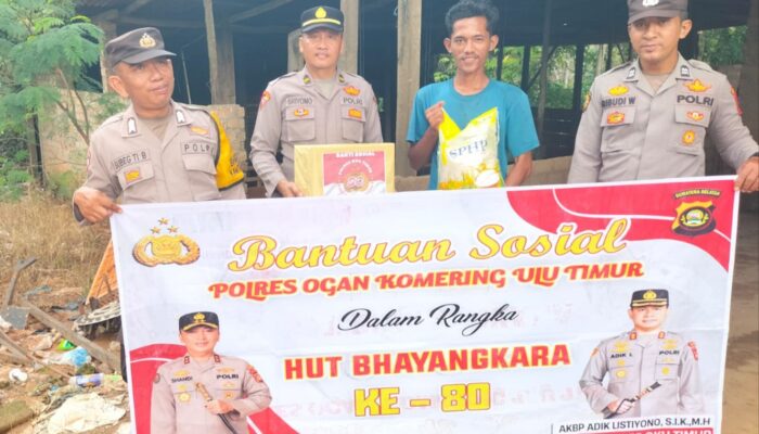 Perkuat Kesejahteraan Warga, Polda Sumsel Salurkan 1.948 Paket Bansos di OKU Timur