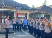 Kapolsek Kerambitan Berikan Arahan dan Tingkatkan Profesionalisme Melalui Belajar Bersama Terkait Hukum dan KUHP
