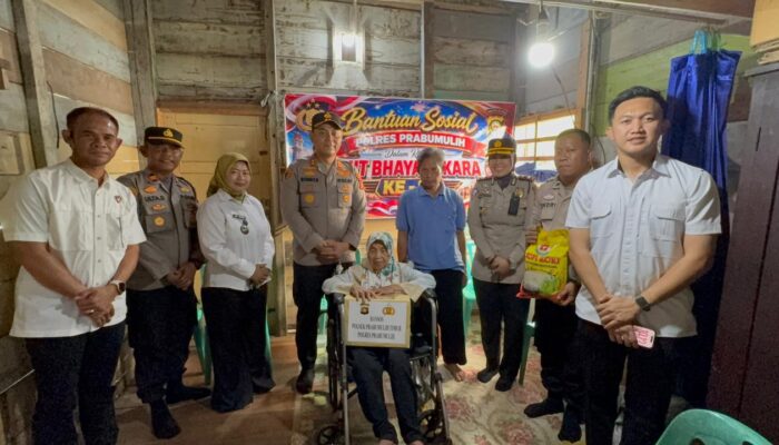 Wujudkan Polri Presisi, Polres Prabumulih Salurkan 450 Paket Bantuan Sosial Jelang Hari Bhayangkara ke-80