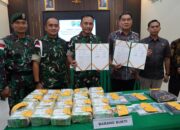 Gagalkan Peredaran Narkoba Skala Besar, Kodam XII/Tpr Amankan 21,4 Kg Sabu dan Serahkan WNA Malaysia ke BNNP Kalbar