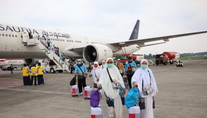 443 Jemaah Kloter 15 Mendarat di Tanah Air, Fase Pemulangan Debarkasi Palembang Sisakan Satu Kloter