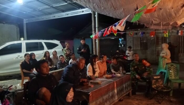 Nonton Bareng Argentina vs Austria, Kebersamaan TNI dan Rakyat Terus Terlihat