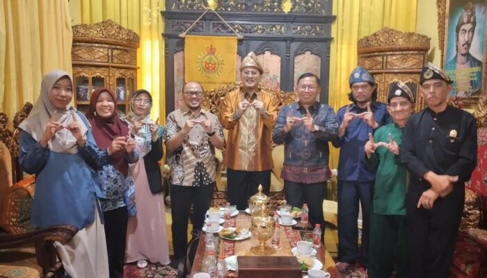 Kesultanan Palembang Darussalam dan Dinas Perpustakaan Bersinergi Lestarikan Naskah Kuno dan Benda Pusaka Bersejarah