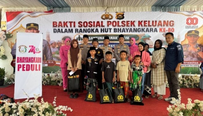HUT Bhayangkara ke-80, Polsek Keluang Gelar Bakti Sosial, Dari Khitanan Massal Hingga Bantu Pembangunan Mushola