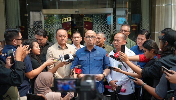Kejagung Tetapkan Kepala Biro Hukum dan Humas BGN LMI sebagai Tersangka Dugaan Korupsi Tata Kelola Program Makan Bergizi Gratis