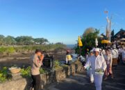 Atensi Peningkatan Kunjungan Wisata, Personil Polsubsektor Tanah Lot Melaksanakan Patroli Dan Penjagaan di DTW Tanah Lot