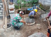 Wujudkan Lingkungan Sehat, Serda Eko Prayitno Bersama Warga Bangun MCK Untuk Keluarga Bapak Saiful