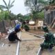 Gotong Royong Satgas TMMD dan Warga Percepat Rehabilitasi Rumah Ibu Sriyanti