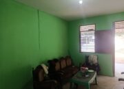 Satgas TMMD Ke-129 Rapikan Lingkungan Rumah Bapak Karyo Jelang Penyelesaian Rehab RTLH