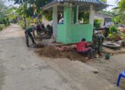 Gotong Royong Satgas TMMD dan Warga Wujudkan Poskamling yang Nyaman bagi Masyarakat