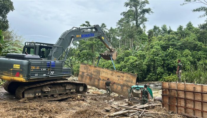 Bakti TNI untuk Rakyat, Pembangunan Jembatan Modular di Gunungsitoli Masuki Tahap Pengecoran Abutmen