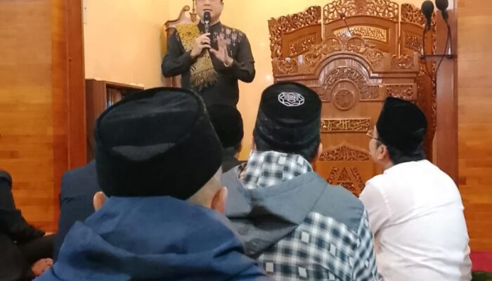 Wakil Walikota Bandung Simbolis Grand Launching Aplikasi Digital Masjid Al-Kahfi Sekaligus Tausyiah Ba’da Subuh