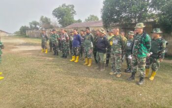Jelang Penutupan TMMD ke-129, Satgas Bersama Anggota Kodim 0418/Palembang Bersihkan Area Kegiatan