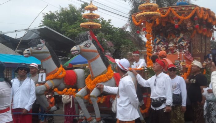 FESTIVAL BUDAYA KABAMAN SEMARAKKAN HUT RI KE-81