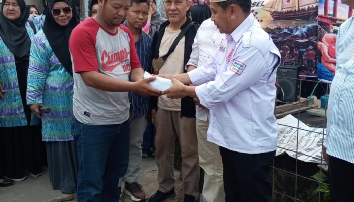KKSS dan IWSS Sumsel Serahkan Bantuan Langsung kepada Korban Kebakaran di Sungai Lais