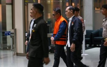 KPK Tahan Tersangka Dugaan TPK Kepabeanan di Ditjen Bea dan Cukai