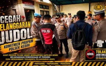 Bentuk Waskat Kapolsek Kediri Didampingi Kanit Propam, Pencegahan Judi Online dilingkungan Polri