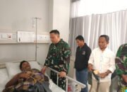 Dandim 1630/Mabar Jenguk Korban Dugaan Pemukulan Oleh Anggota TNI di RS Siloam Labuan Bajo