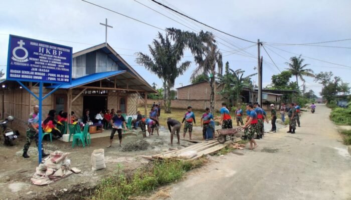 RESIMEN HANUD 1 PASGAT DAN PIA ARDHYA GARINI RANTING 01-3 RESIMEN HANUD 1 GELAR BAKTI SOSIAL PEMBANGUNAN JEMBATAN DAN PEMBERSIHAN RUMAH IBADAH