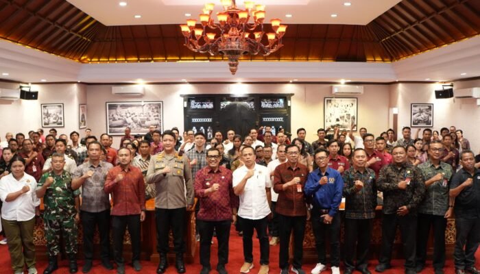 Bupati Sanjaya Buka Pelatihan PWI Perkuat Kompetensi Demi Komunikasi Yang Berintegritas