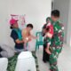 Inovasi Tekan Stunting, Babinsa Posramil Kepanjenkidul Dampingi Terapi Renang Balita Di Posyandu Sartika II