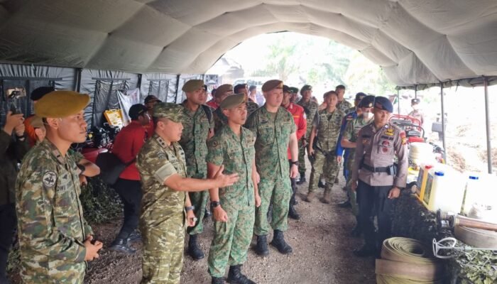 Delegasi 2PDF Singapore Army Saksikan Langsung Kesiapsiagaan Karhutla Kodam XIX/Tuanku Tambusai