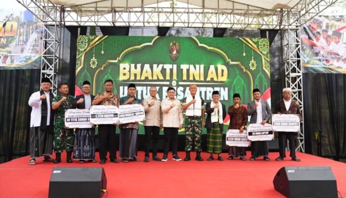 Bakti TNI AD untuk Pesantren, 53 Truk Bantuan Disalurkan ke 30 Ponpes