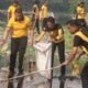 Kapolres Toraja Utara Pimpin Aksi Green Policing di Jembatan Tagari