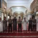 Wujudkan Polisi Bersama Masyarakat Melalui Subuh Keliling, Kapolres Toraja Utara Kunjungi Masjid Besar Rantepao